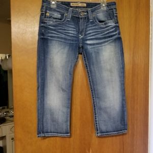 Women's denim capris